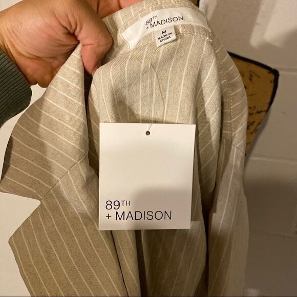NWT 89th madison medium tan blazer - Picture 3 of 3